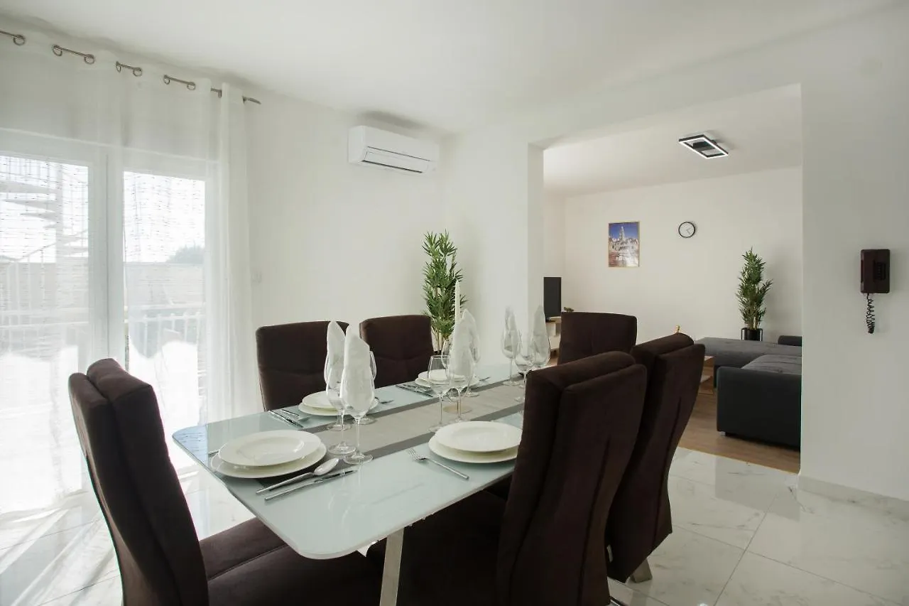 Apartment Radman Split
